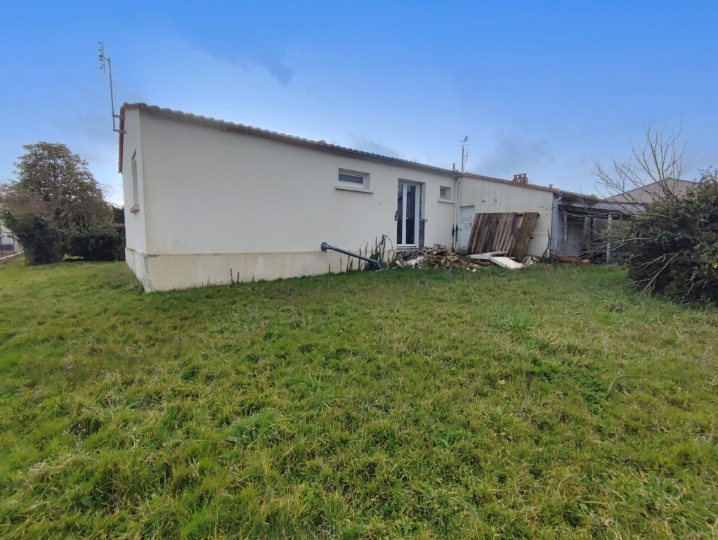 Maison à vendre  - 4 pièce(s) - 70m2 - Pons (17800)
