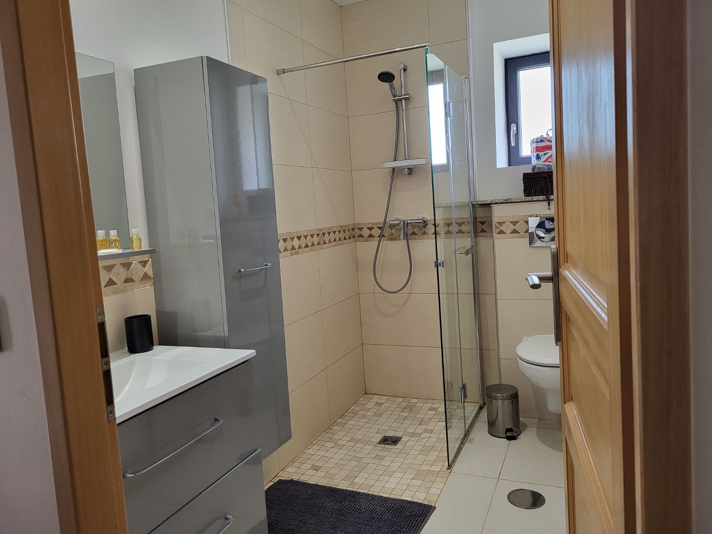 Maison à vendre  - 8 pièce(s) - 253m2 - Châtillon-sur-chalaronne (01400)