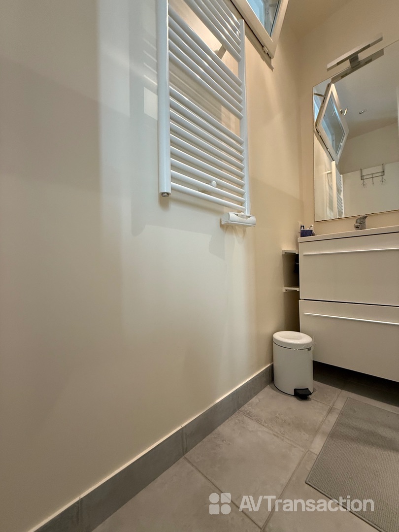 Appartement à vendre  - 2 pièce(s) - 28m2 - Paris (75017)