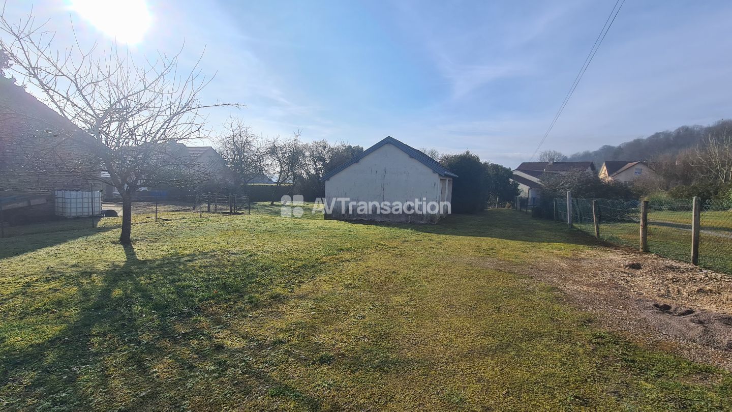 Maison à vendre  - 2 pièce(s) - 38m2 - Scey-sur-saône-et-saint-albin (70360)