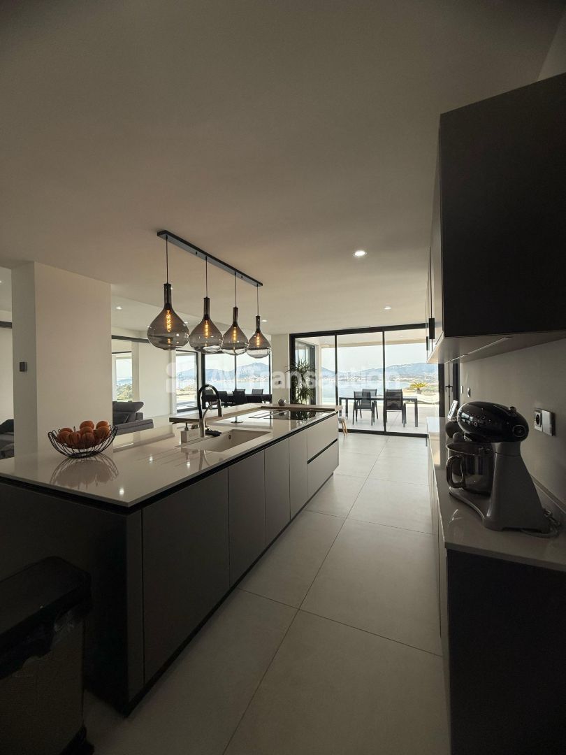 Maison à vendre  - 5 pièce(s) - 260m2 - Grosseto Prugna (20128)