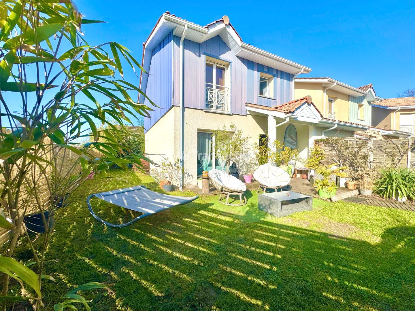 Maison à vendre  - 6 pièce(s) - 130m2 - Arès (33740)