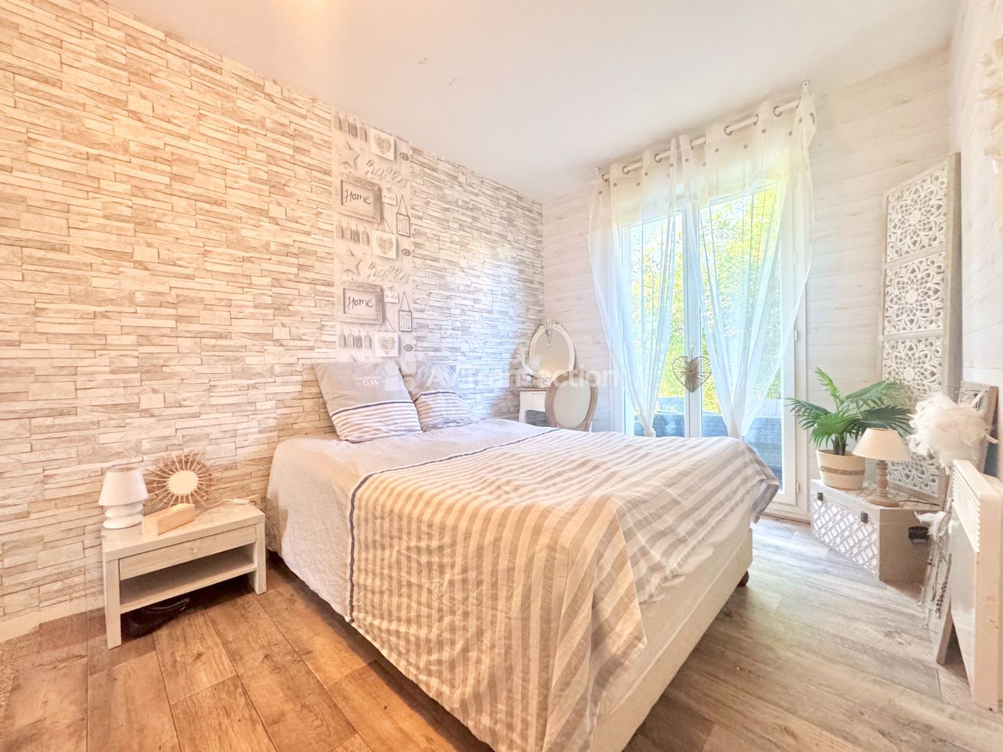 Maison à vendre  - 6 pièce(s) - 130m2 - Arès (33740)