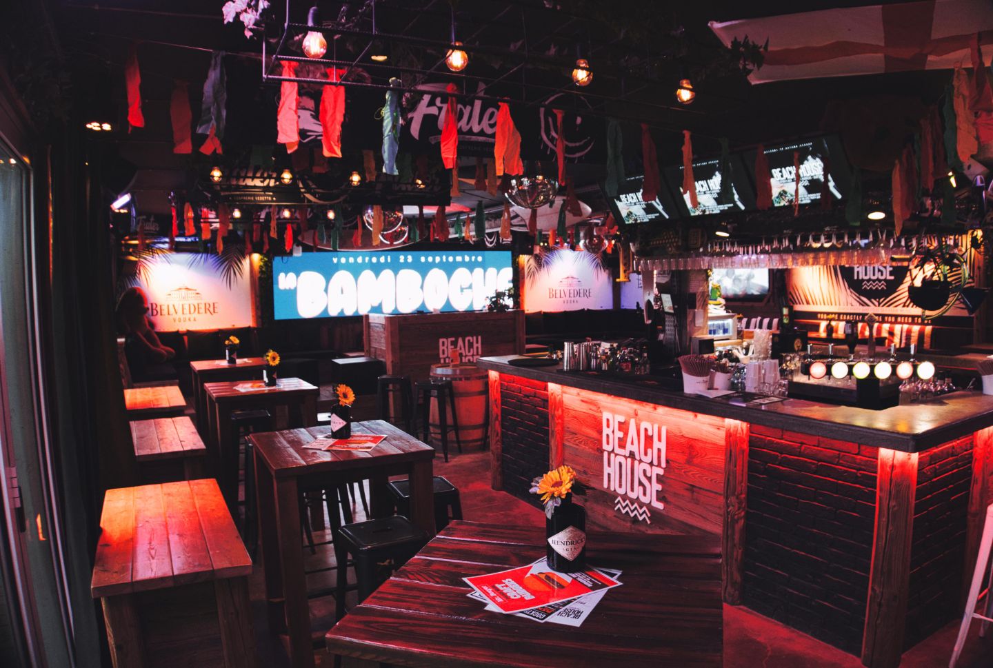 Ensemble immobilier collectif à vendre  - 10 pièce(s) - 440m2 - Excenevex (74140)