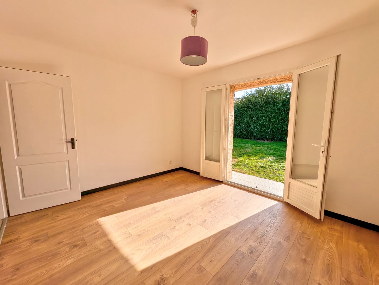 Maison à vendre  - 5 pièce(s) - 130m2 - Bâgé-la-ville (01380)