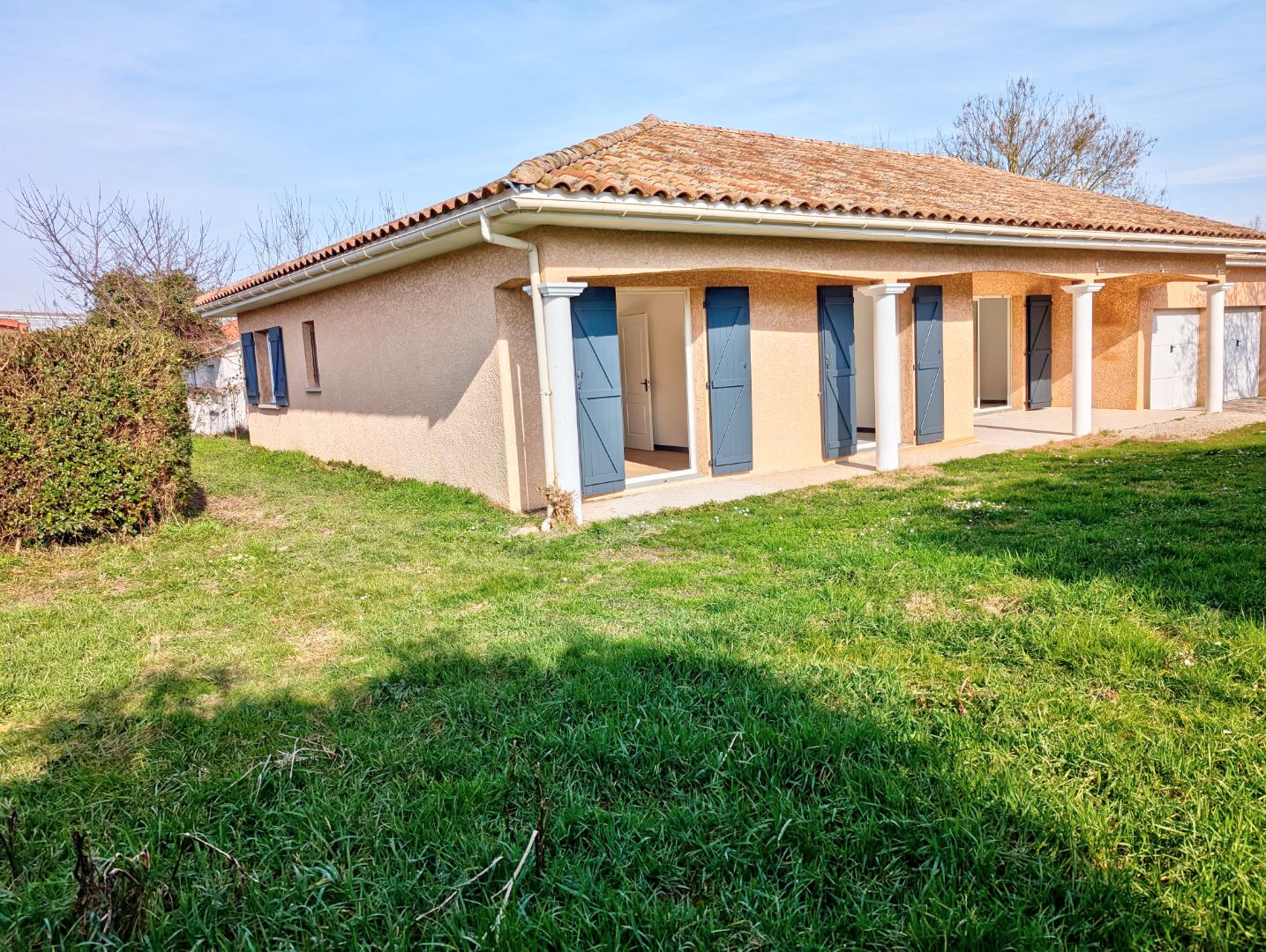 Maison à vendre  - 5 pièce(s) - 130m2 - Bâgé-la-ville (01380)