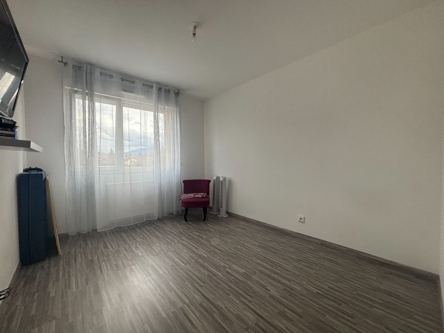 Maison mitoyenne à vendre  - 5 pièce(s) - 110m2 - Cranves-sales (74380)