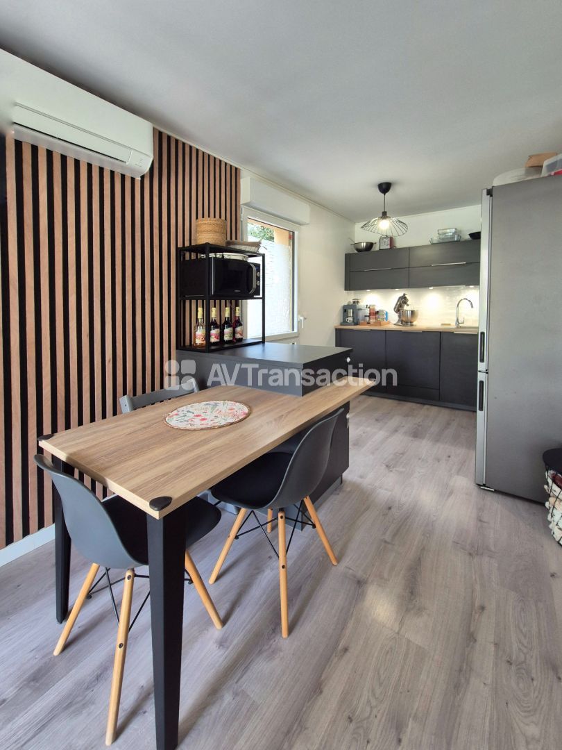 Appartement à vendre  - 3 pièce(s) - 67m2 - Lorgues (83510)