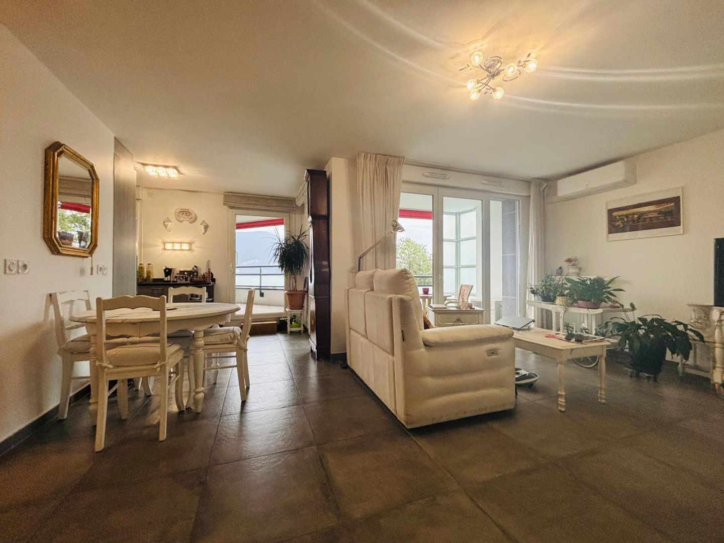 Appartement rénové à vendre  - 3 pièce(s) - 69m2 - Annemasse (74100)