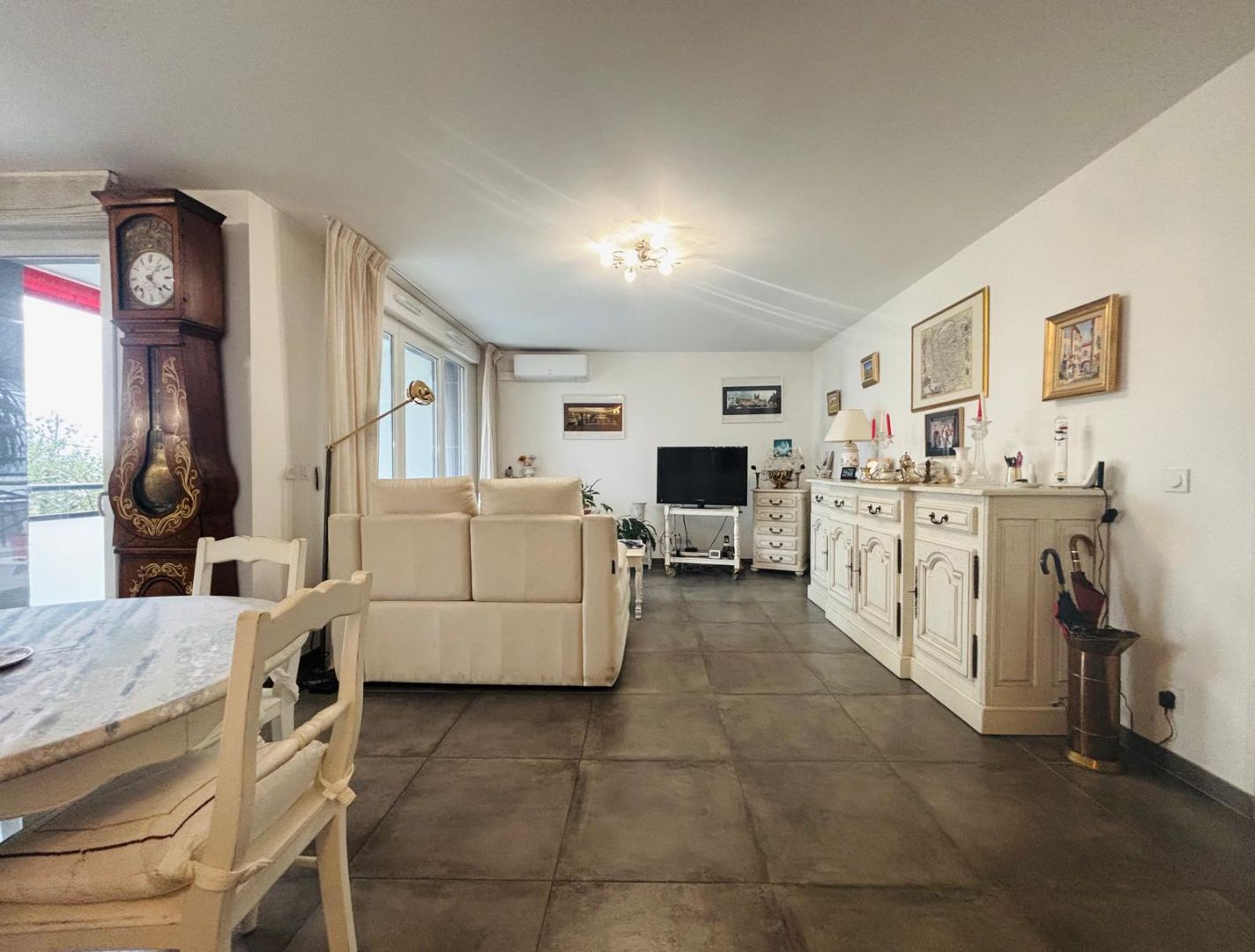 Appartement rénové à vendre  - 3 pièce(s) - 69m2 - Annemasse (74100)