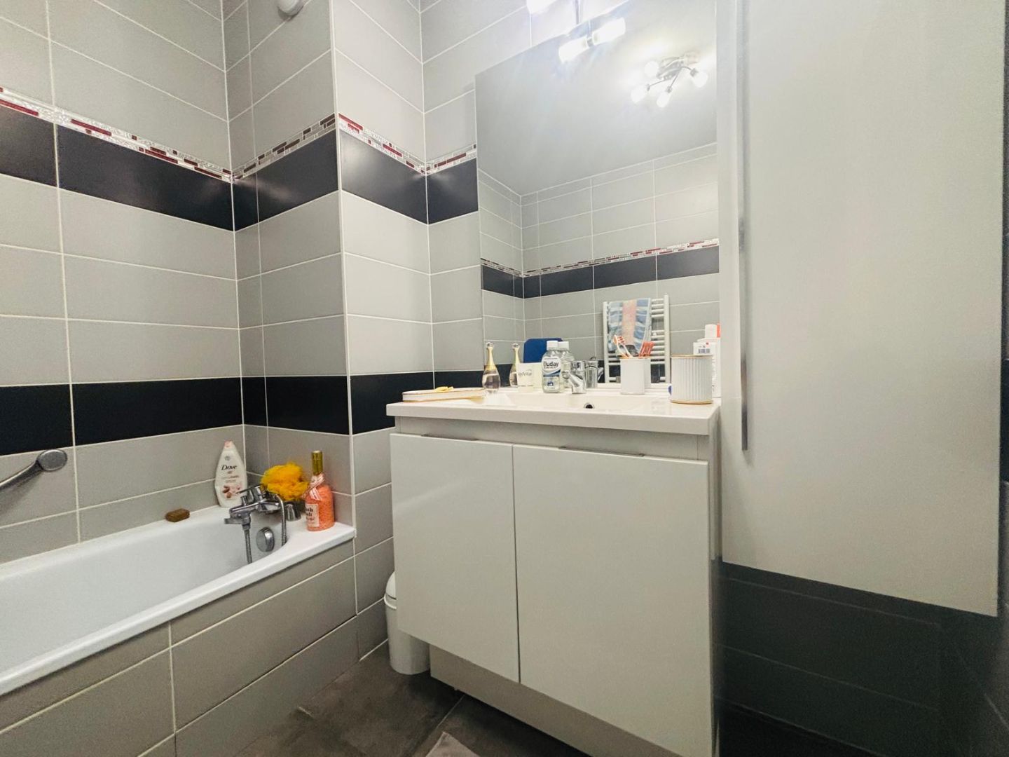 Appartement rénové à vendre  - 3 pièce(s) - 69m2 - Annemasse (74100)