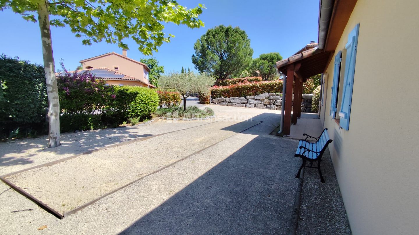 Villa à vendre  - 7 pièce(s) - 128m2 - Vallon-pont-d'arc (07150)