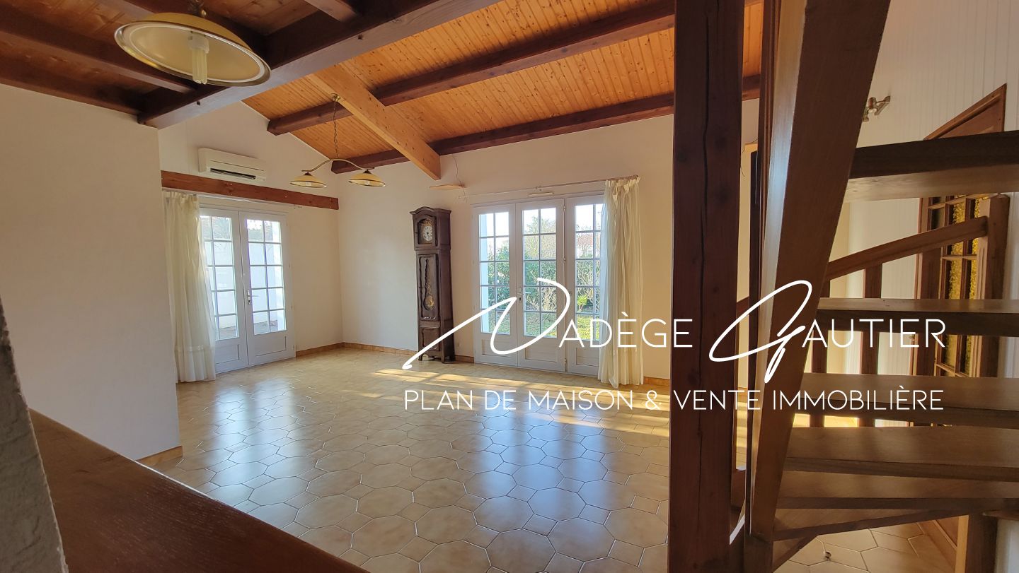 Maison à vendre  - 8 pièce(s) - 200m2 - Challans (85300)