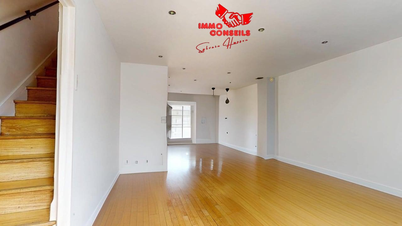 GDE MAISON 4 CH + 1 STUDIO + JARDIN EXERIEUR