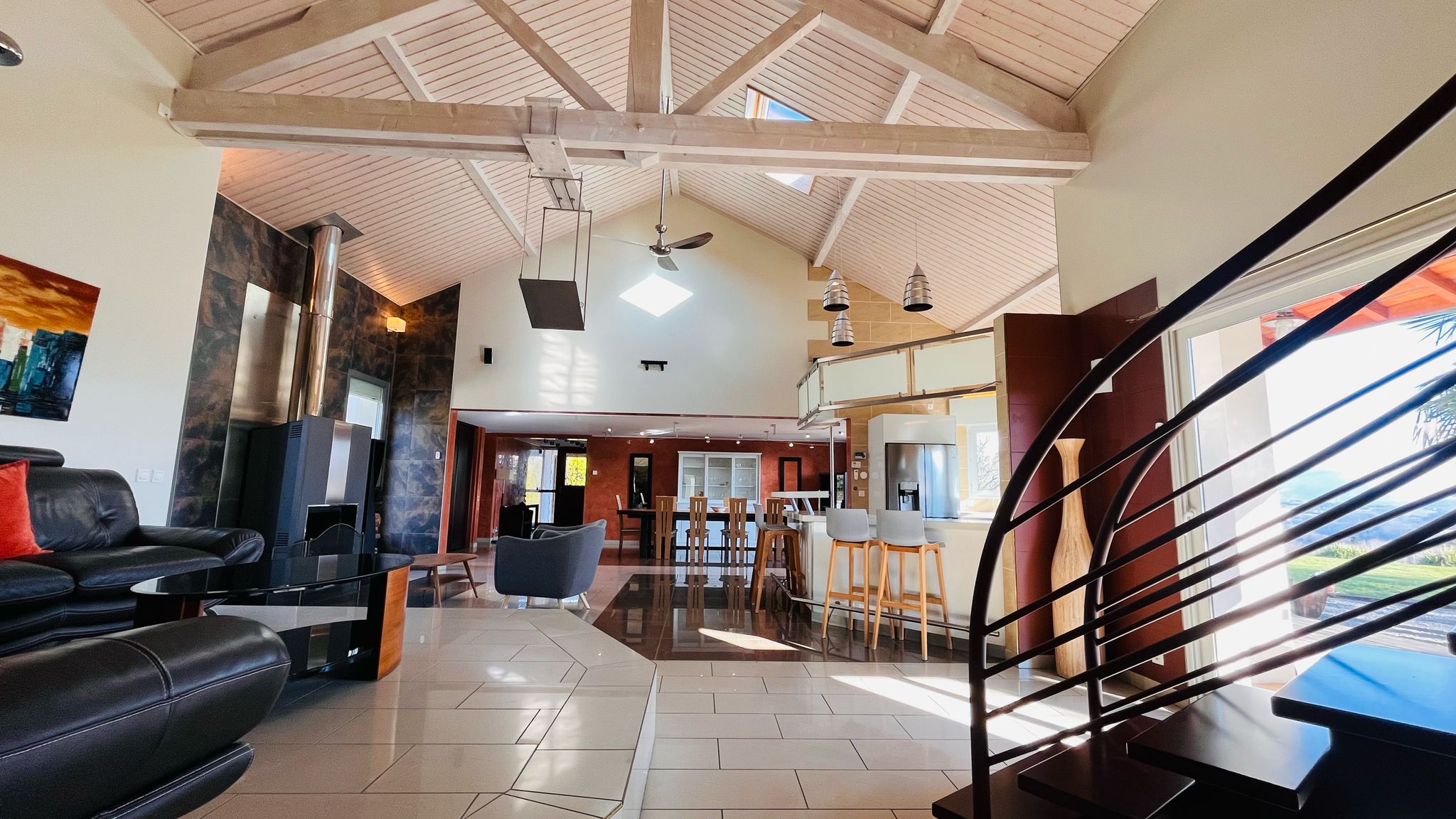 Villa à vendre  - 8 pièce(s) - 242m2 - Contamine-sarzin (74270)