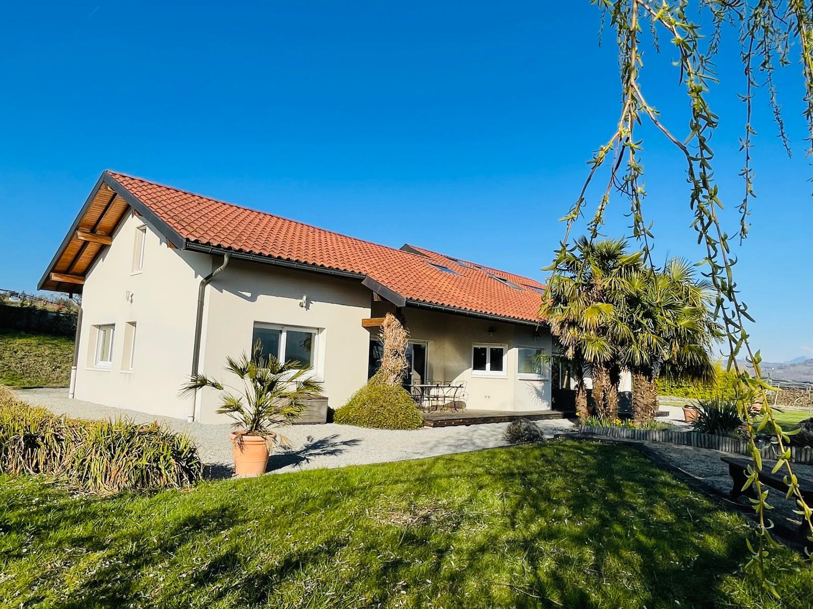 Villa à vendre  - 8 pièce(s) - 242m2 - Contamine-sarzin (74270)