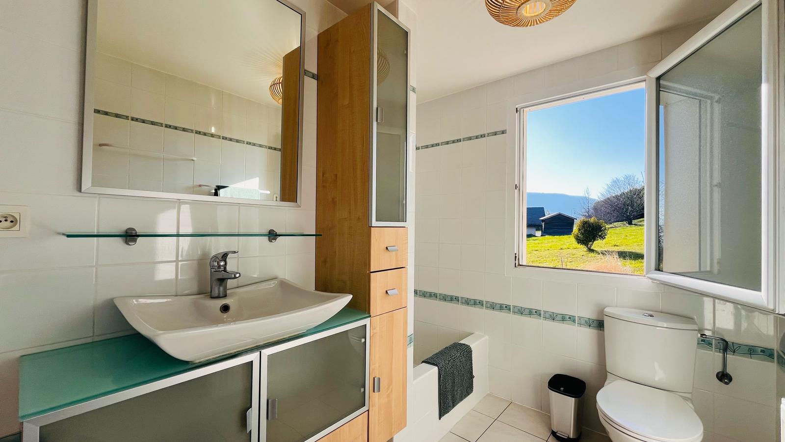 Villa à vendre  - 8 pièce(s) - 242m2 - Contamine-sarzin (74270)