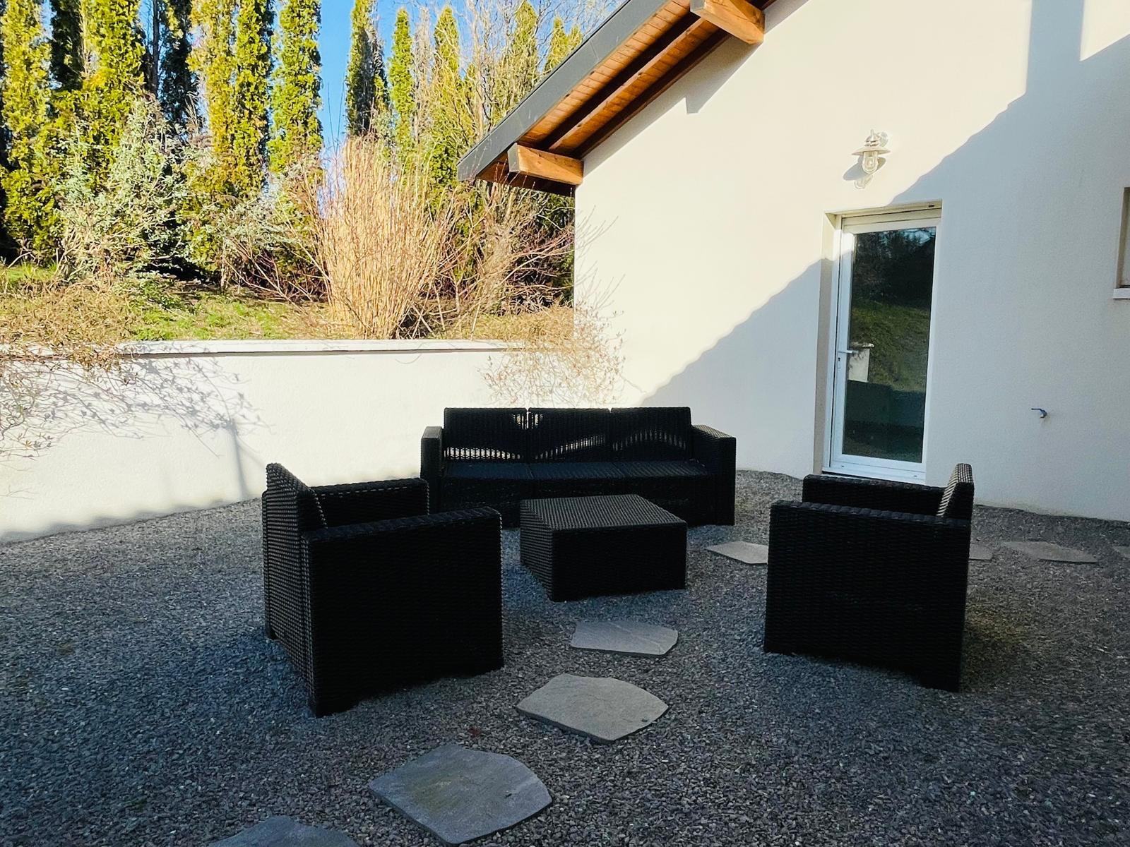 Villa à vendre  - 8 pièce(s) - 242m2 - Contamine-sarzin (74270)