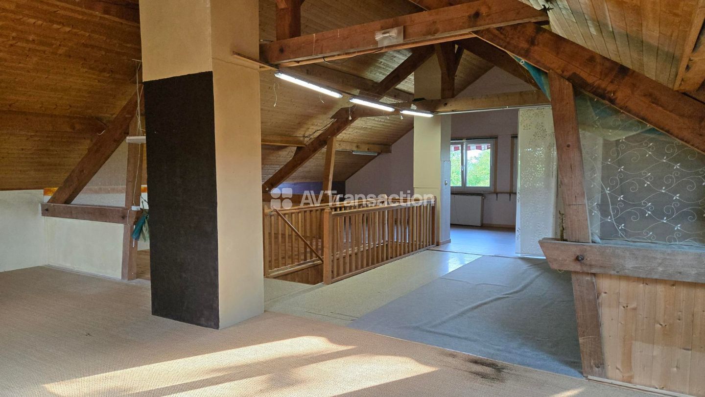 PROPRIÉTÉ ISOLÉE DE 300 M² SUR 76 ares 