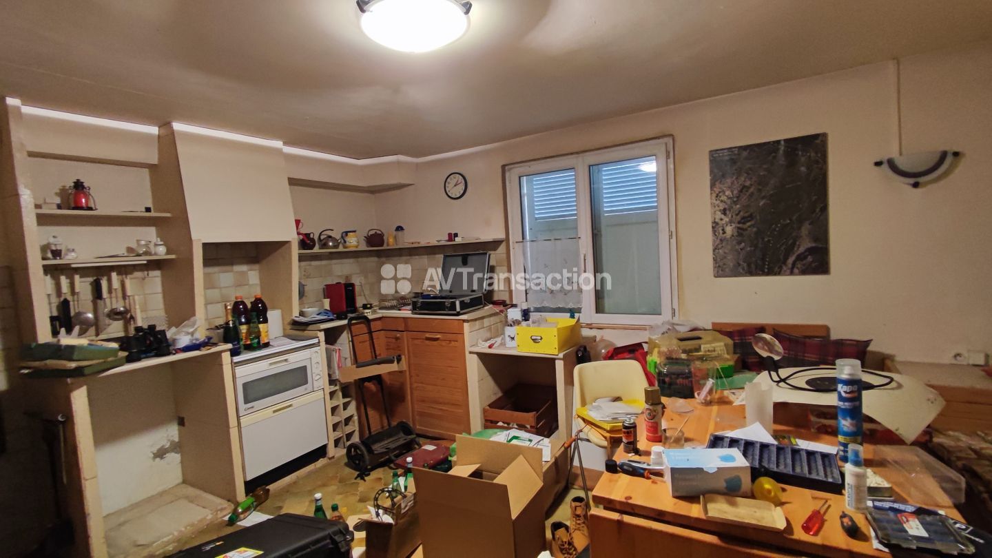 Maison à vendre  - 10 pièce(s) - 300m2 - Savoyeux (70130)