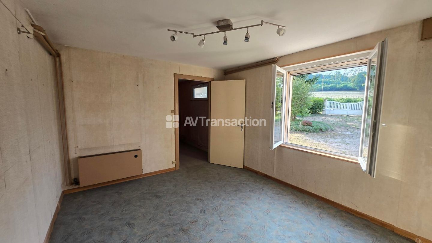 PROPRIÉTÉ ISOLÉE DE 300 M² SUR 76 ares 