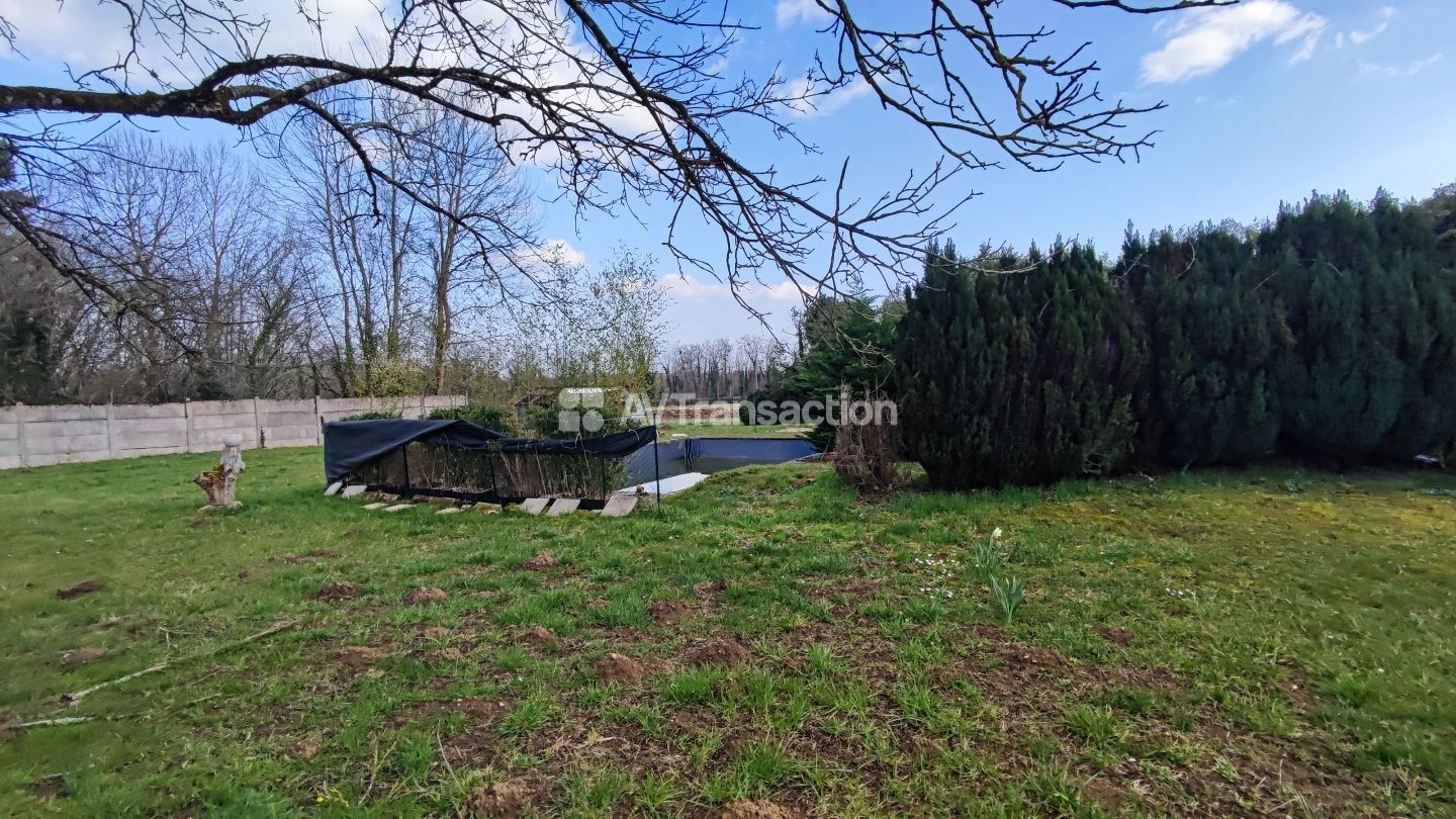 Maison à vendre  - 10 pièce(s) - 300m2 - Savoyeux (70130)
