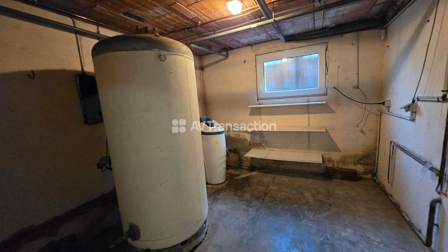 PROPRIÉTÉ ISOLÉE DE 300 M² SUR 76 ares 