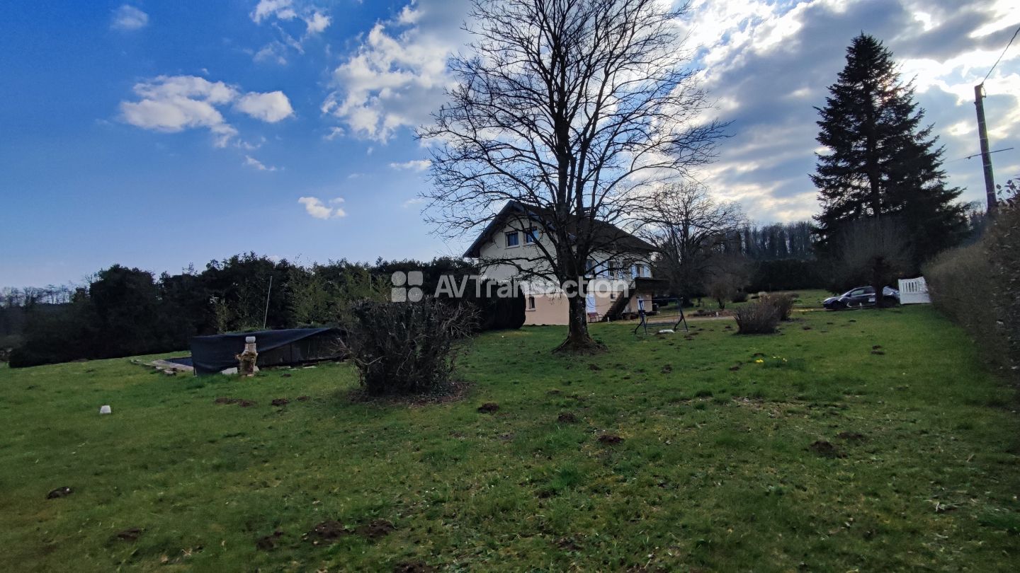 Maison à vendre  - 10 pièce(s) - 300m2 - Savoyeux (70130)