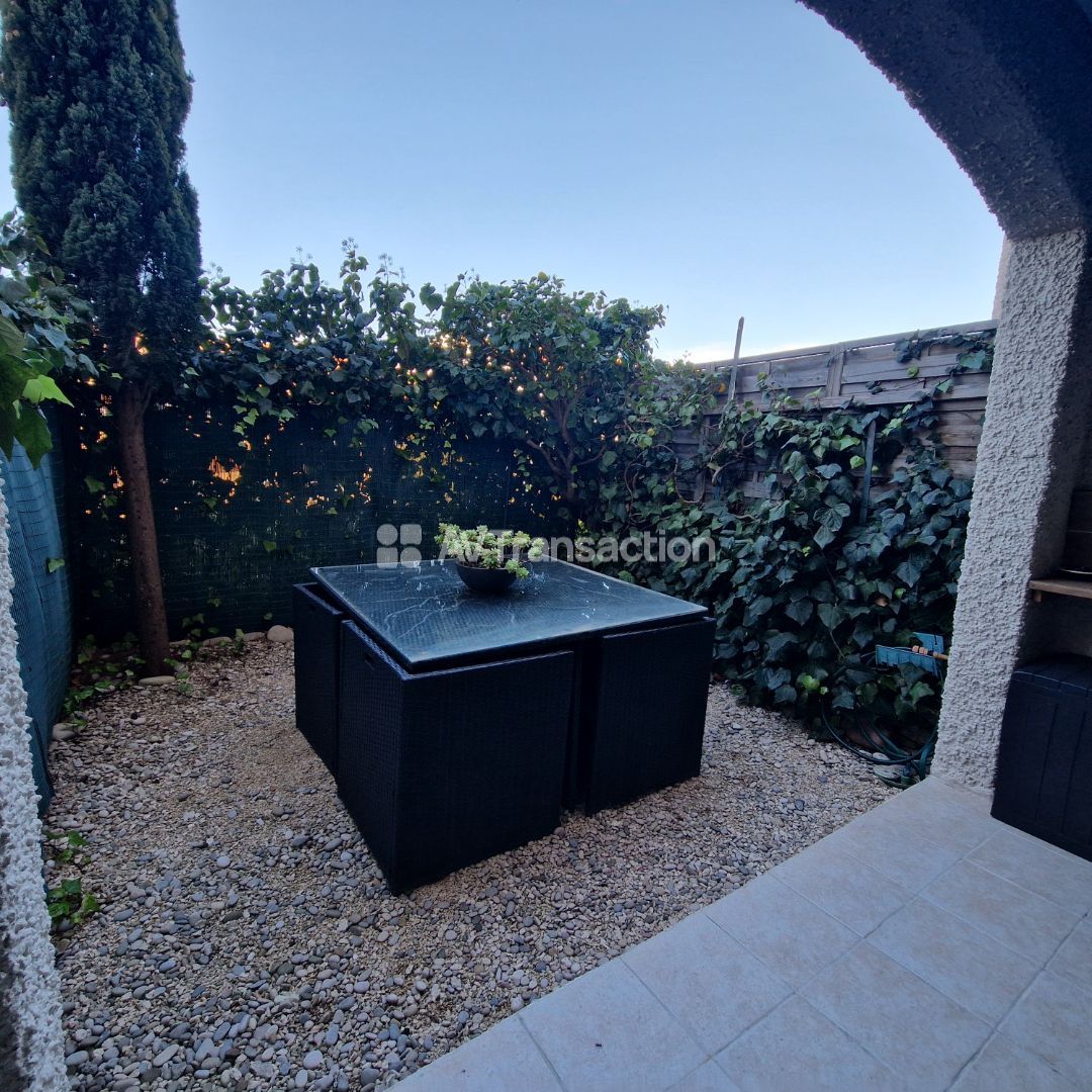 Studio à vendre  - 1 pièce(s) - 19m2 - Saint-cyr-sur-mer (83270)