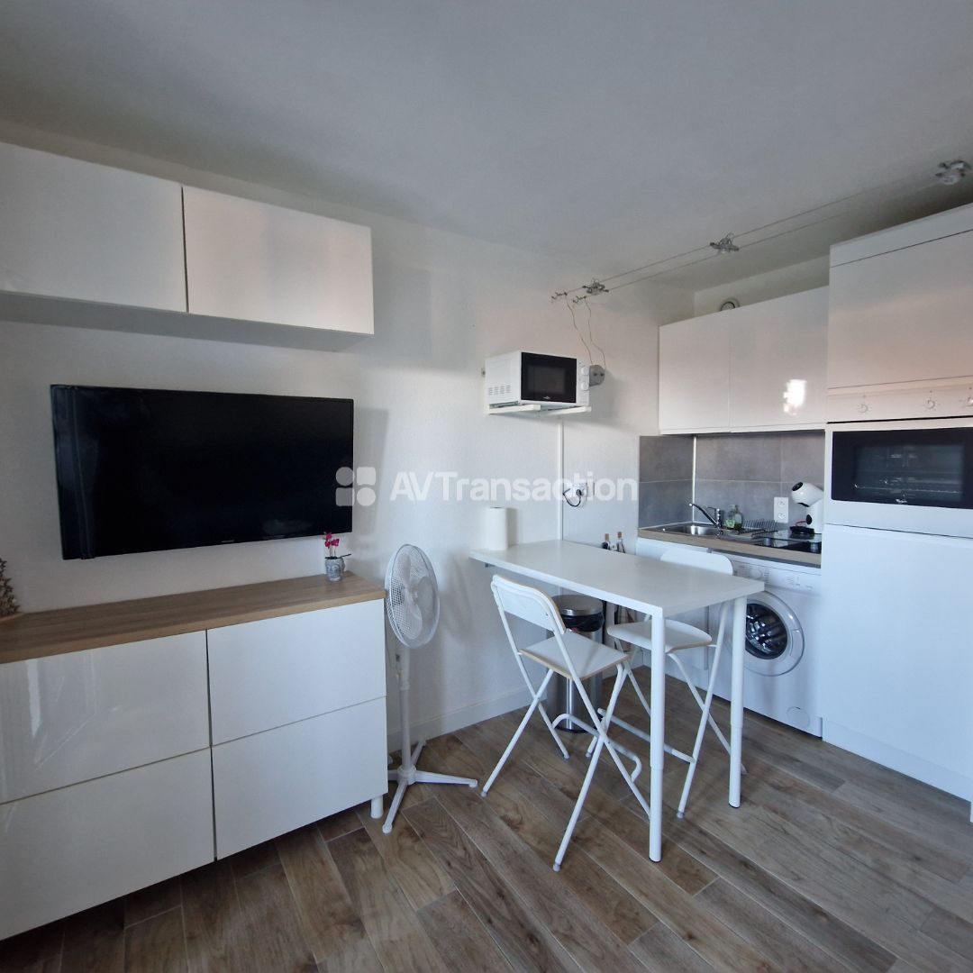 Studio à vendre  - 1 pièce(s) - 19m2 - Saint-cyr-sur-mer (83270)