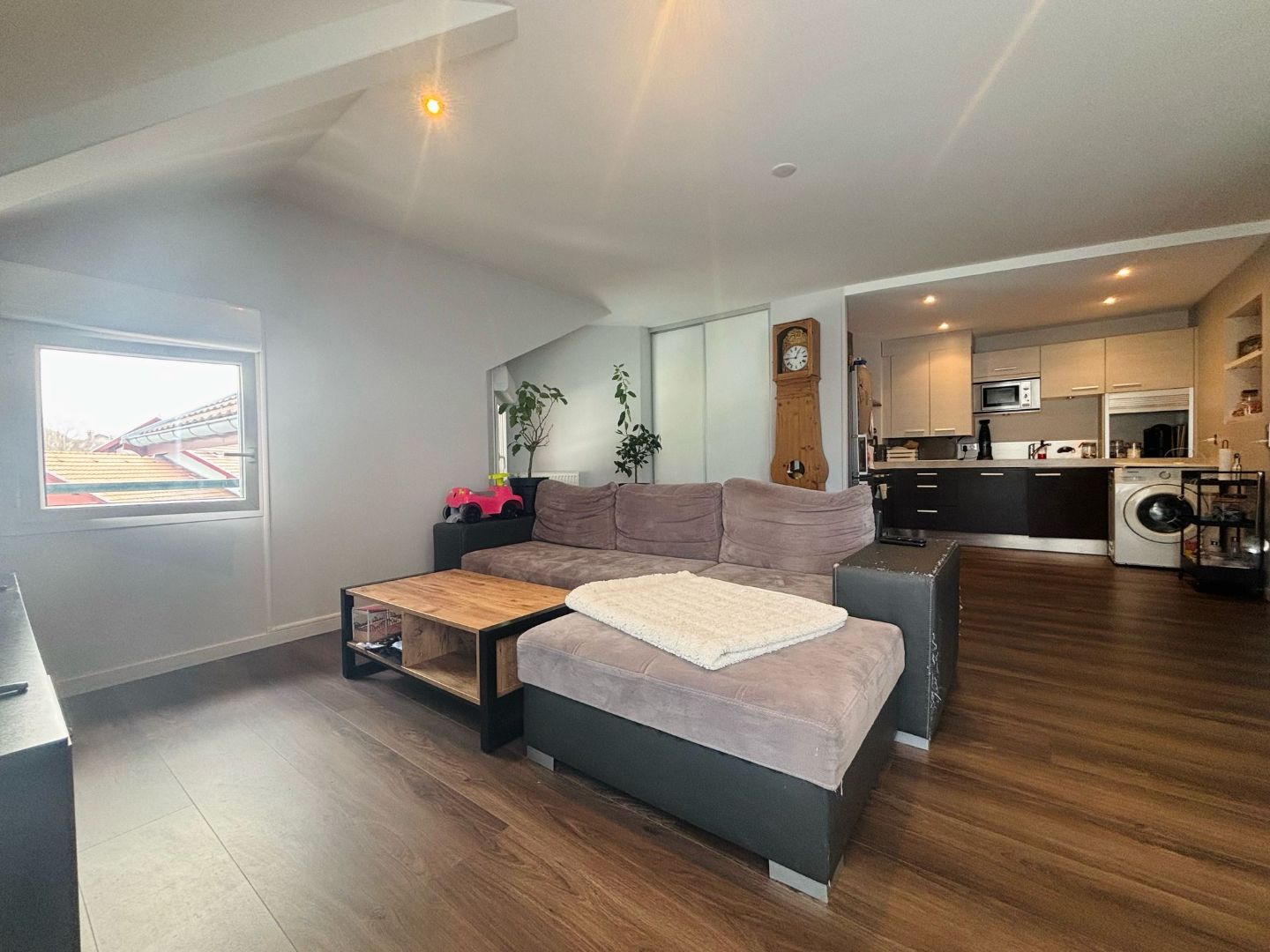 Duplex à vendre  - 4 pièce(s) - 121m2 - Cranves-sales (74380)