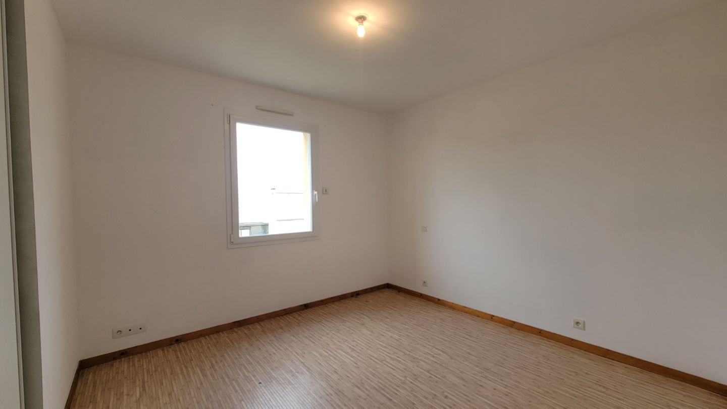 Maison individuelle à vendre  - 5 pièce(s) - 123m2 - Challans (85300)