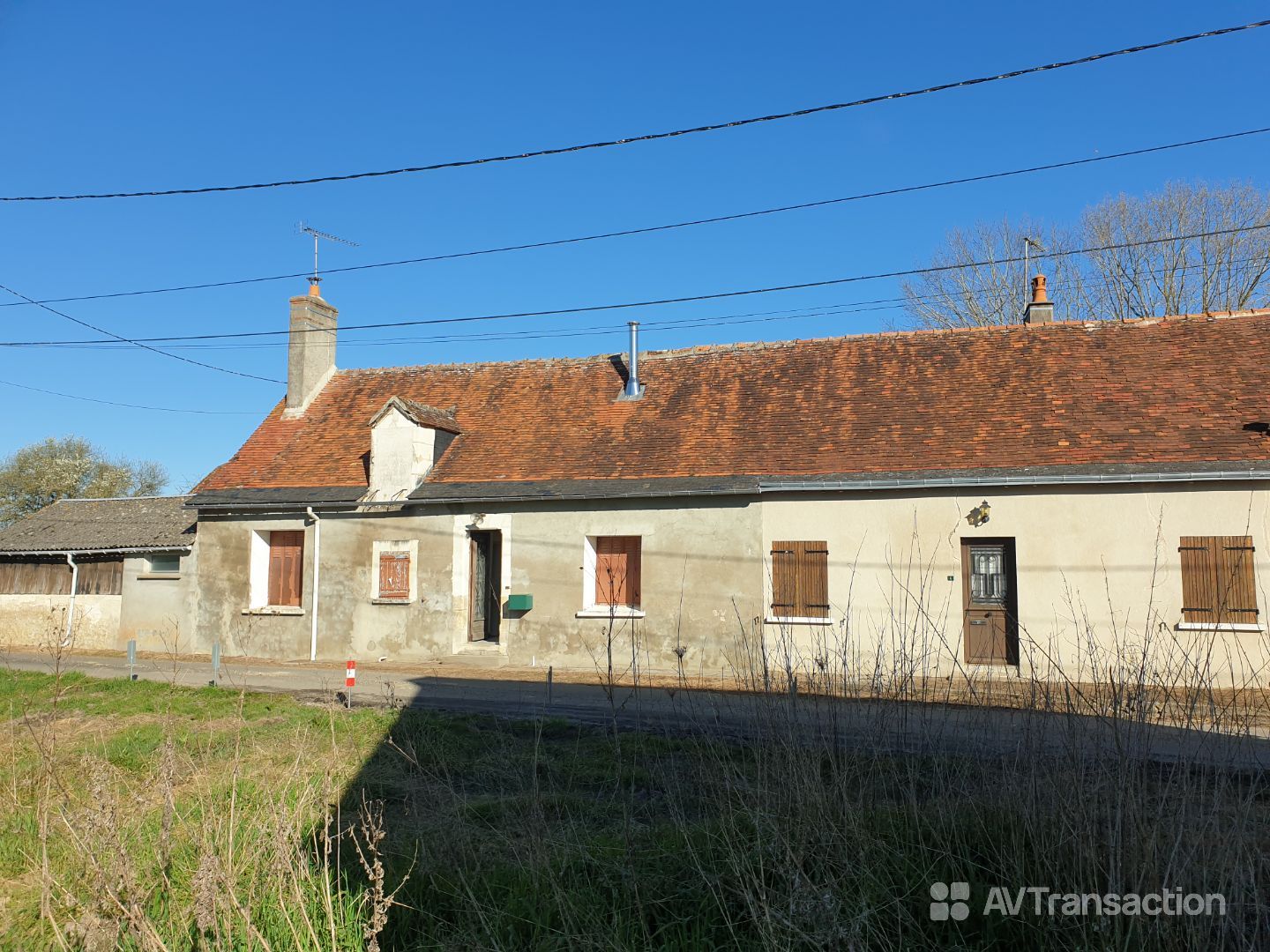 Maison à rénover à vendre  - 7 pièce(s) - 159.6m2 - Villeloin-coulangé (37460)