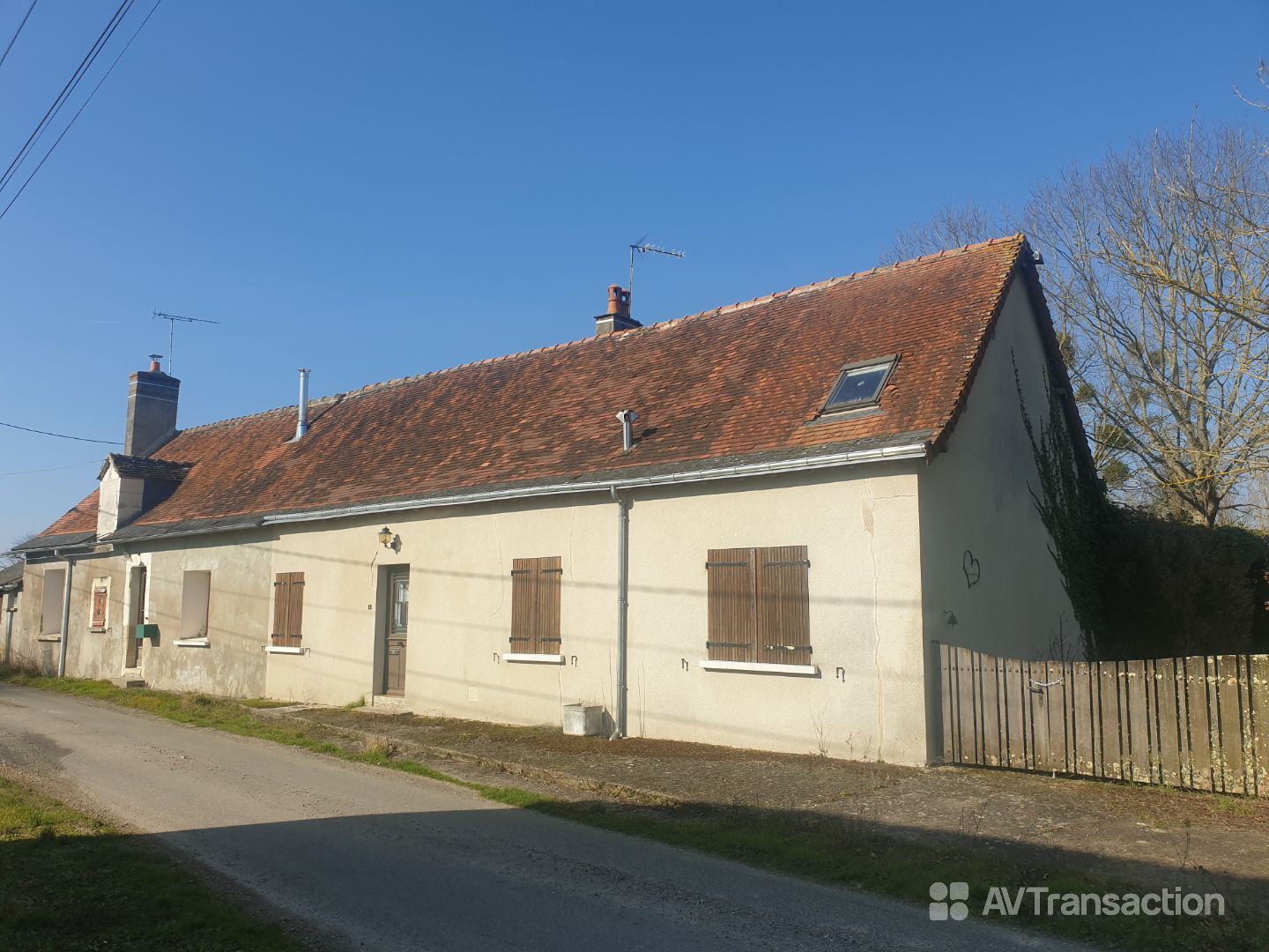 Maison à rénover à vendre  - 7 pièce(s) - 159.6m2 - Villeloin-coulangé (37460)