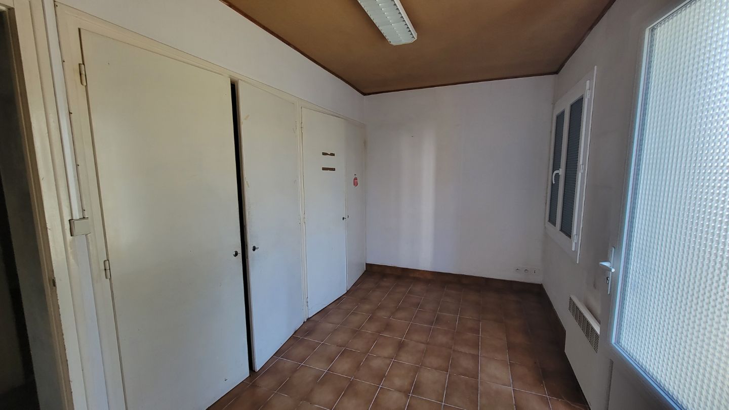 Entrepot à vendre  - 3 pièce(s) - Challans (85300)