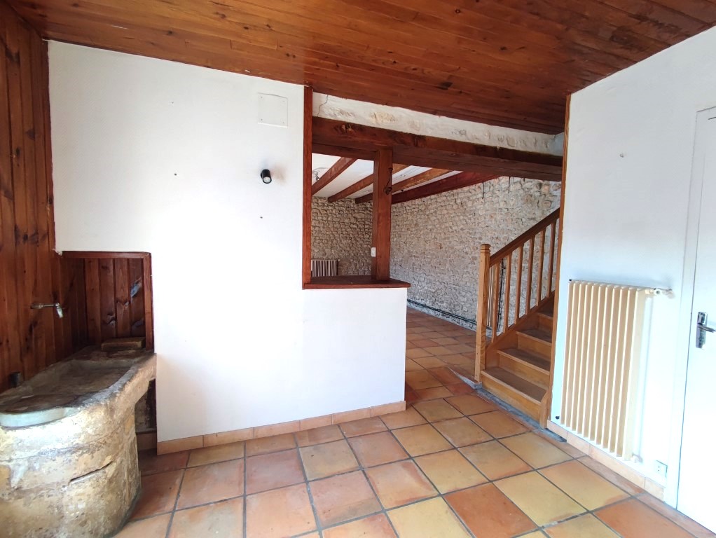 Maison à vendre  - 7 pièce(s) - 182m2 - Bougneau (17800)
