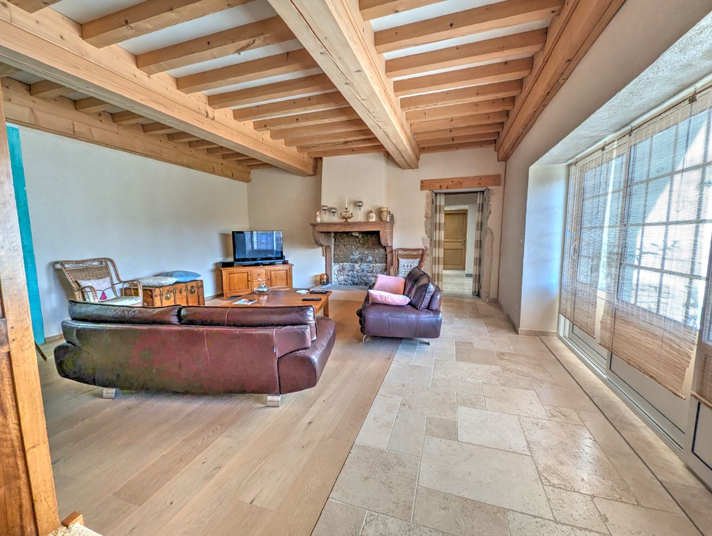 Maison à vendre  - 7 pièce(s) - 220m2 - Grièges (01290)