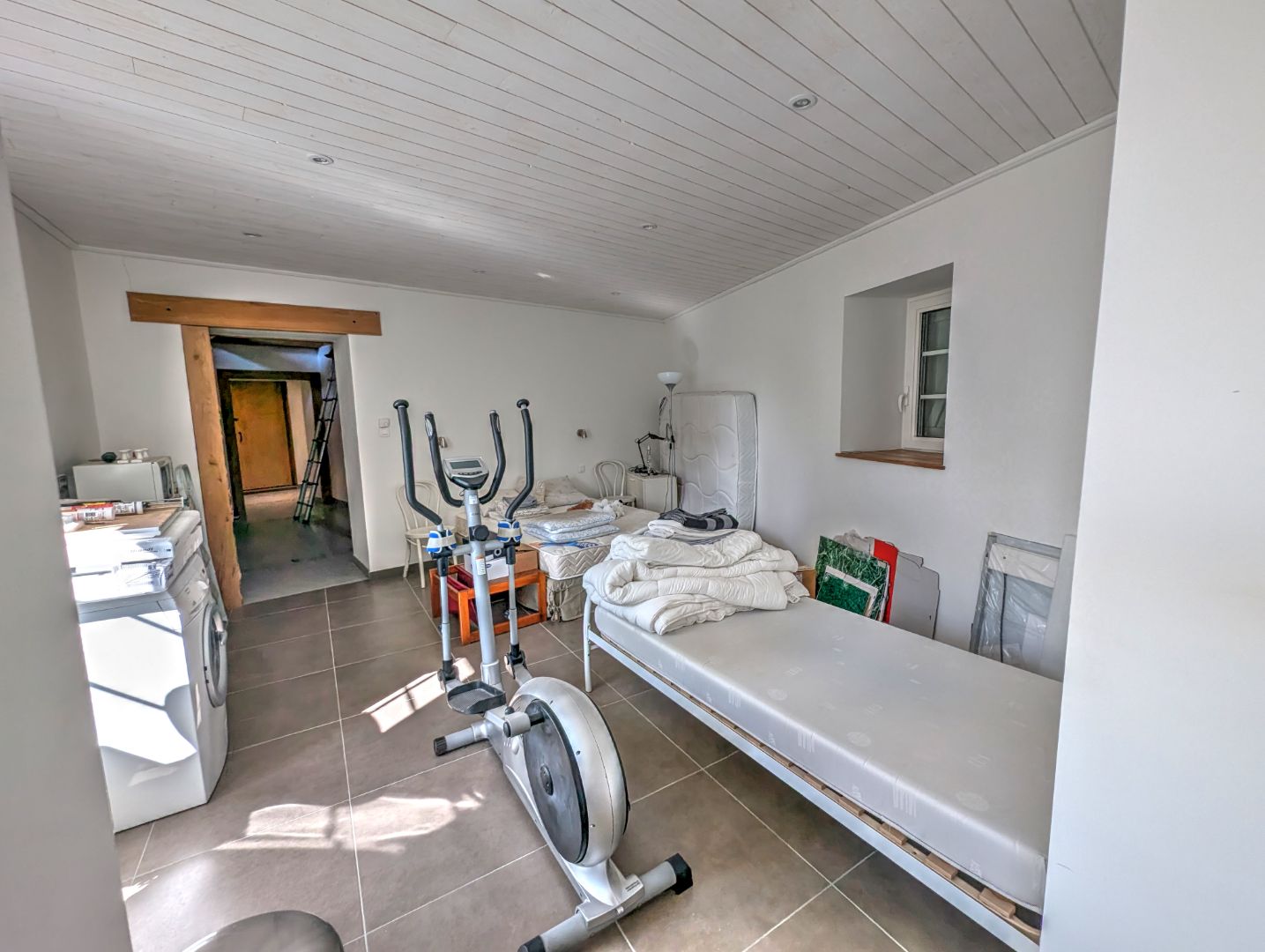 Maison à vendre  - 7 pièce(s) - 220m2 - Grièges (01290)