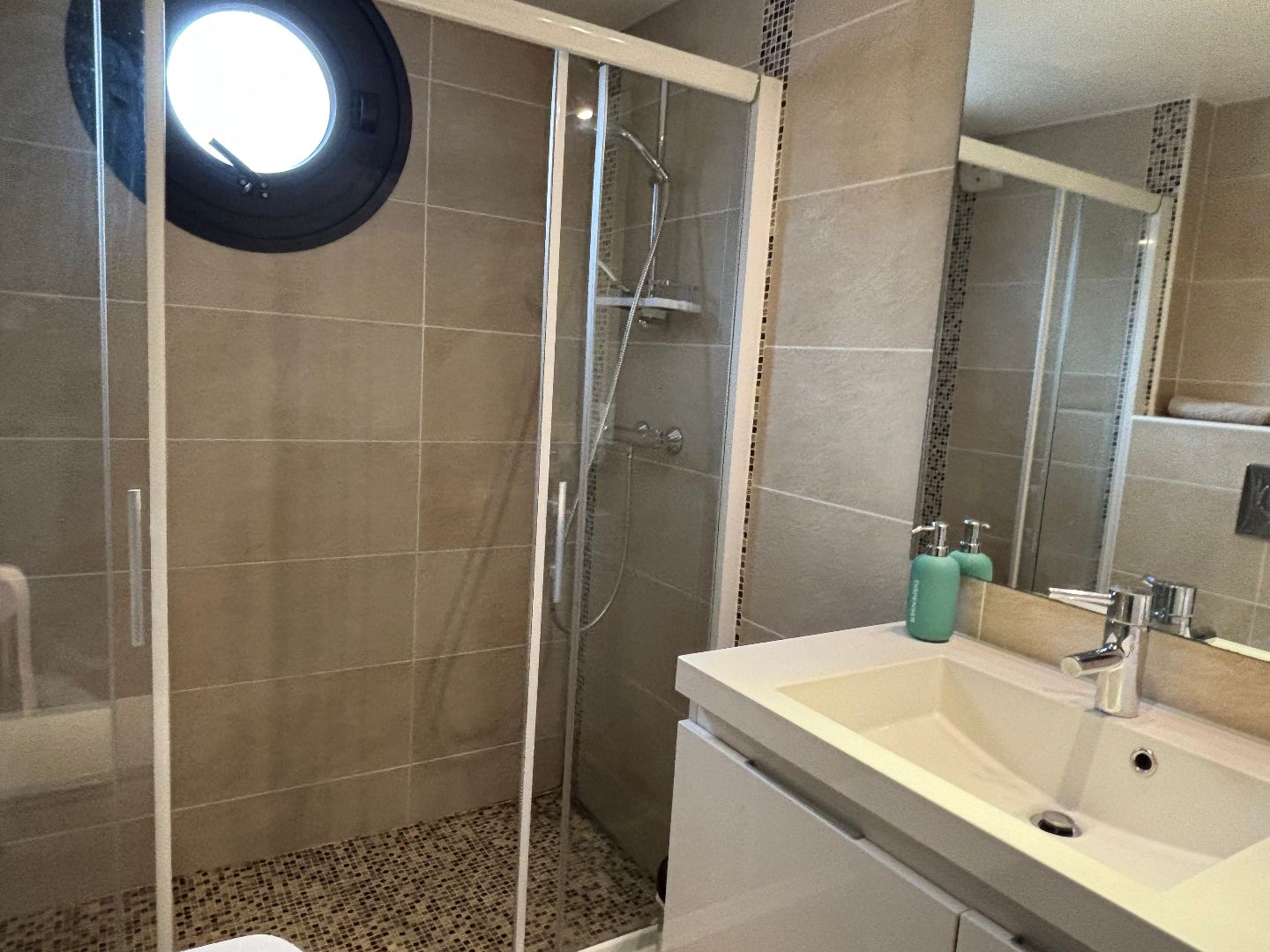 Appartement à vendre  - 3 pièce(s) - 59m2 - Saint-raphaël (83530)