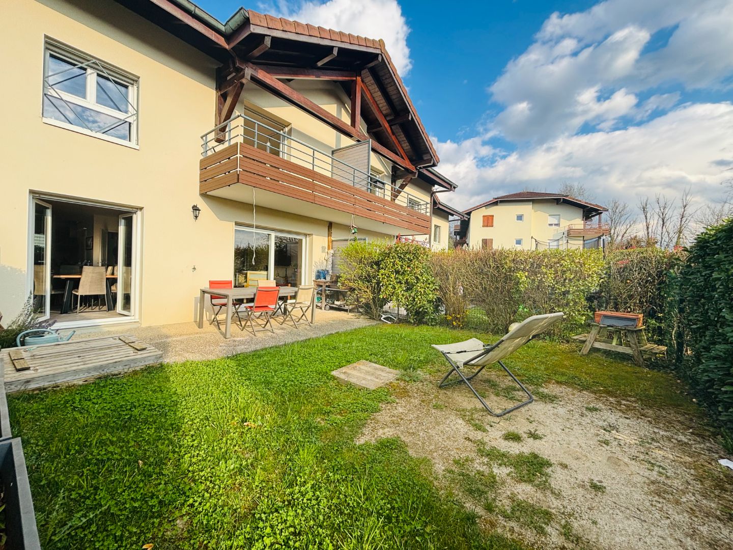 Maison mitoyenne en excellent état – Contamine-Sur-Arve