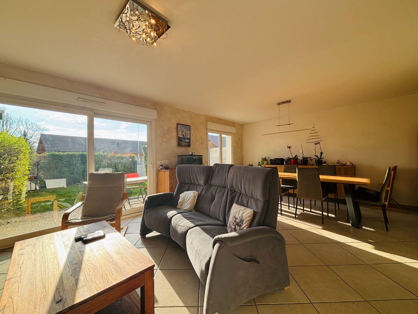 Maison mitoyenne à vendre  - 5 pièce(s) - 112m2 - Contamine-sur-arve (74130)