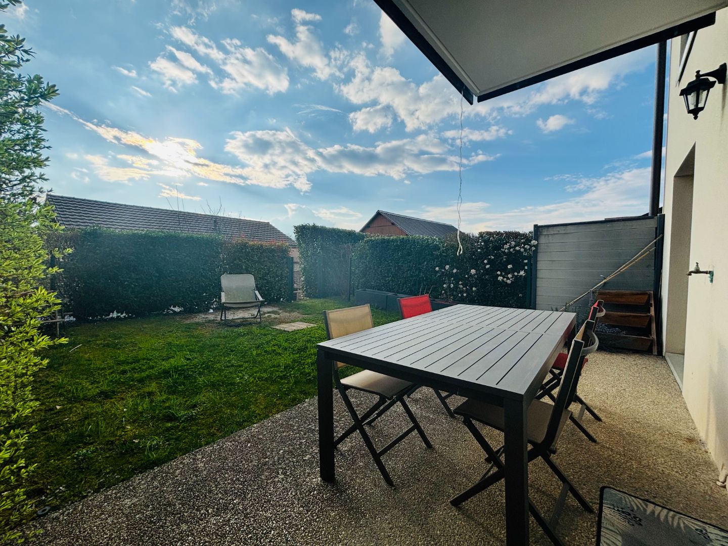 Maison mitoyenne à vendre  - 5 pièce(s) - 112m2 - Contamine-sur-arve (74130)