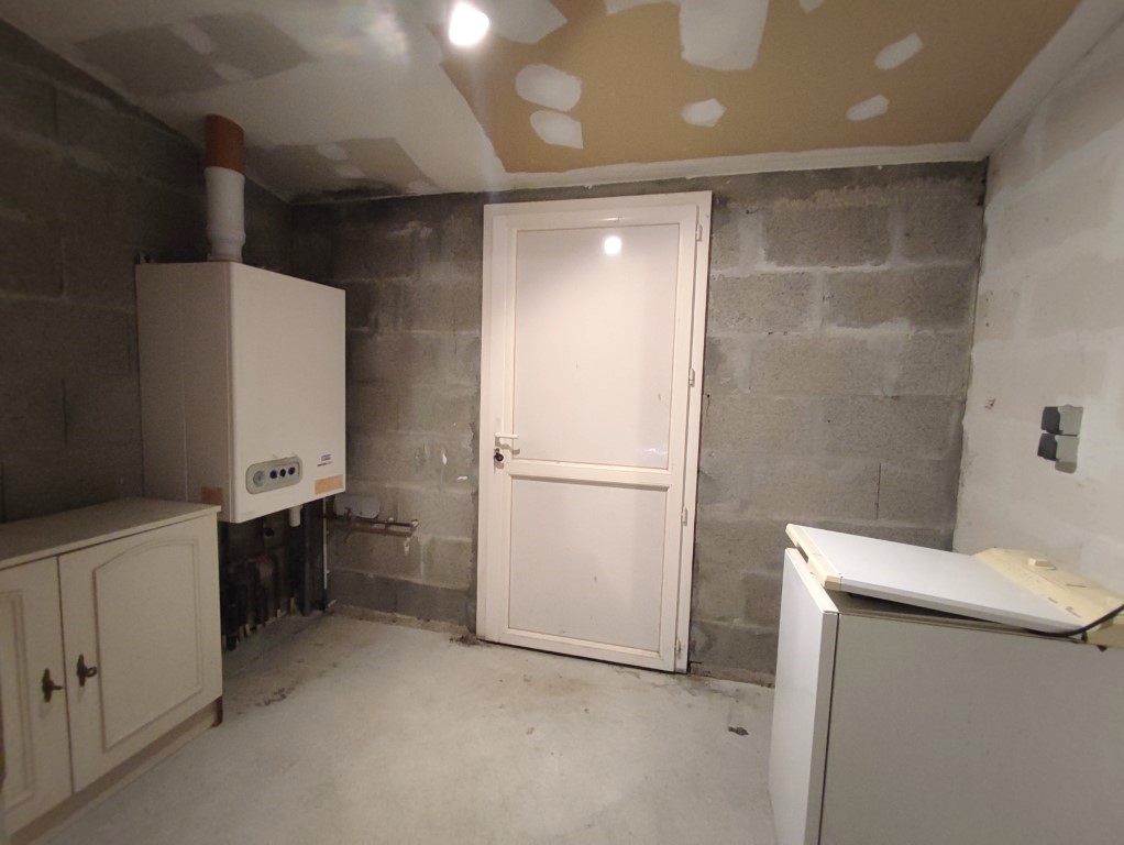 Maison à vendre  - 4 pièce(s) - 97m2 - Saintes (17100)