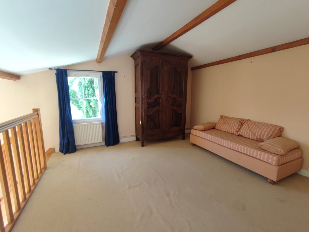 Maison à vendre  - 4 pièce(s) - 97m2 - Saintes (17100)