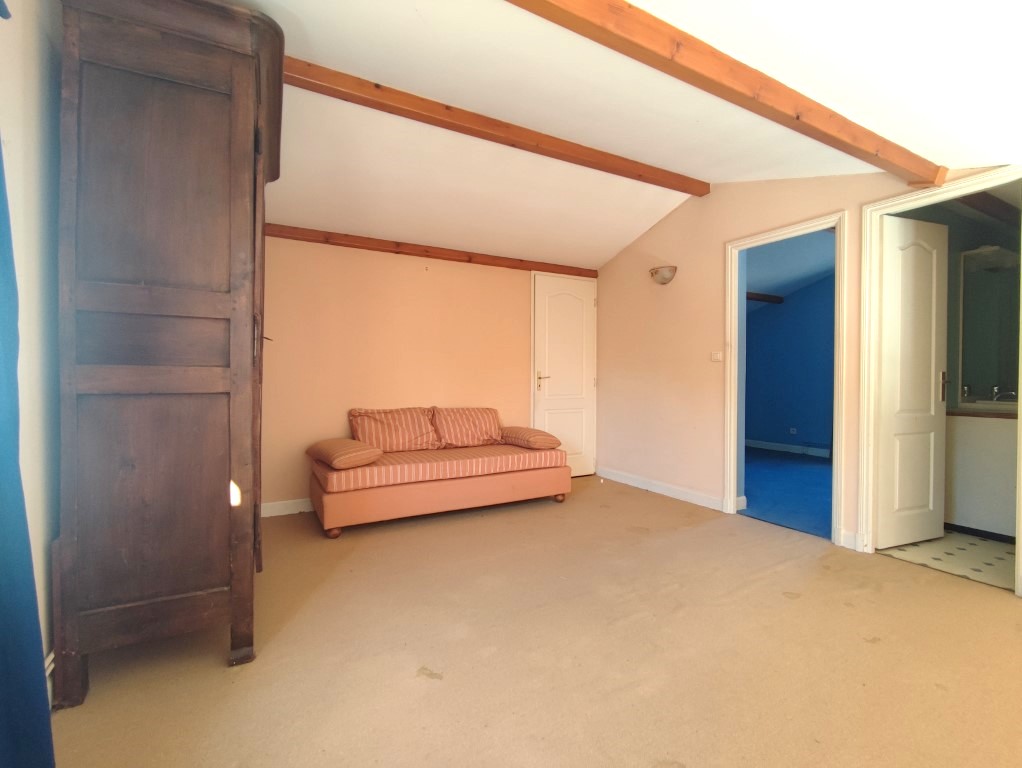 Maison à vendre  - 4 pièce(s) - 97m2 - Saintes (17100)