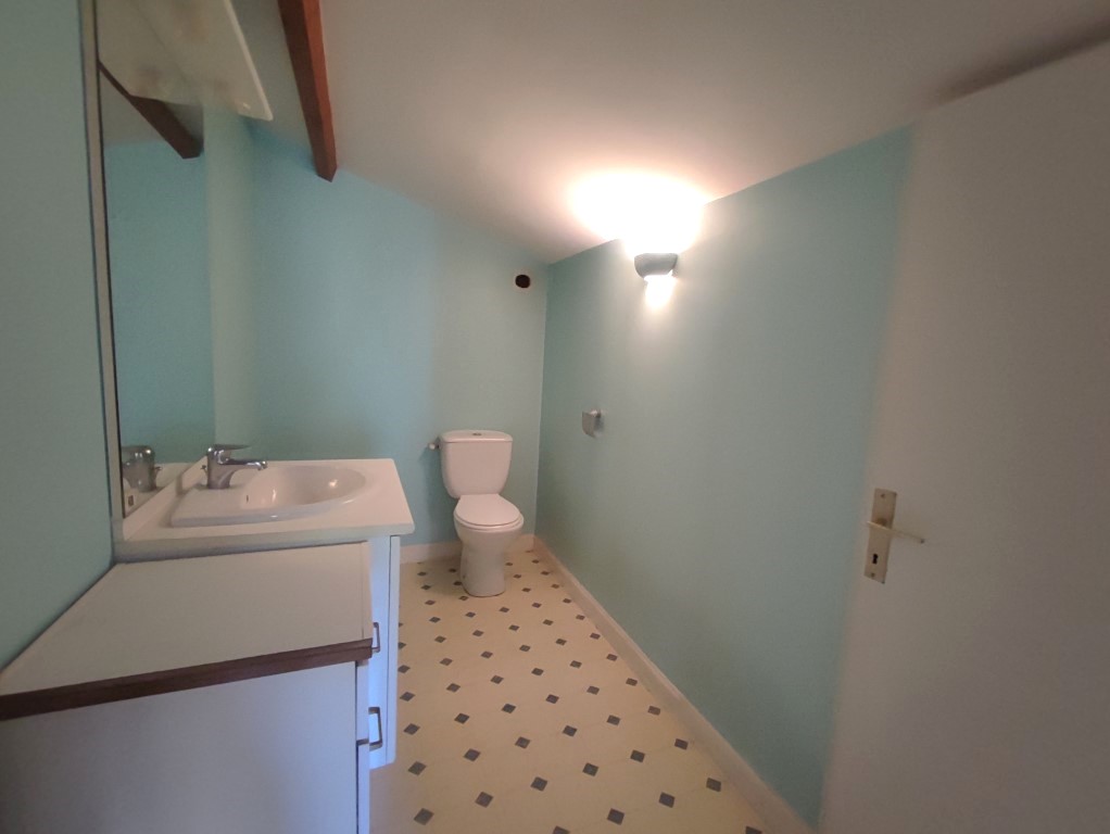 Maison à vendre  - 4 pièce(s) - 97m2 - Saintes (17100)