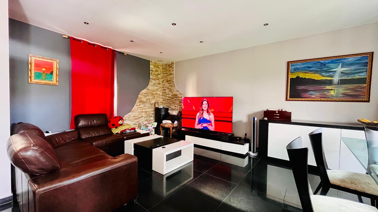 Maison de ville à vendre  - 5 pièce(s) - 180m2 - Douvaine (74140)