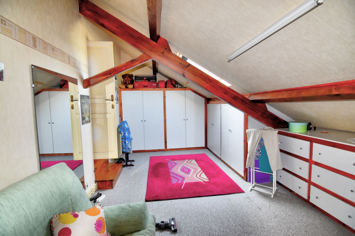 Maison à vendre  - 7 pièce(s) - 265m2 - Vonnas (01540)