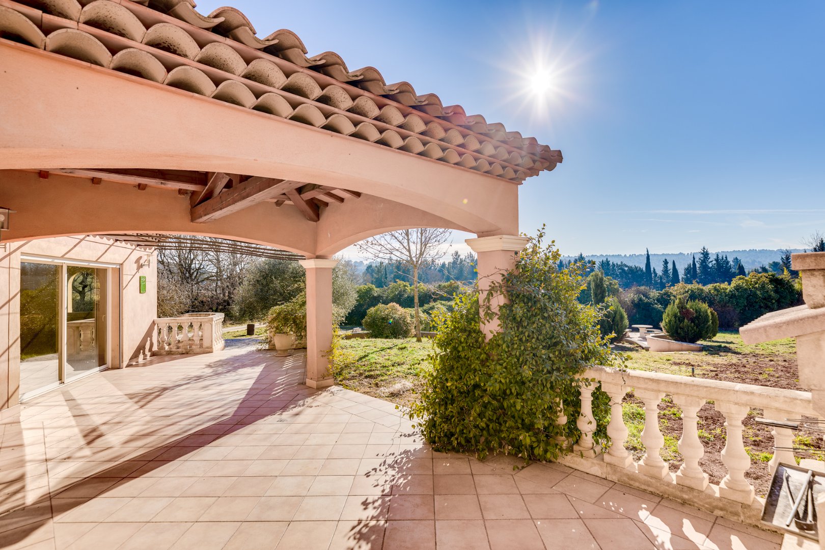 Maison à vendre  - 4 pièce(s) - 120m2 - Meyreuil (13590)