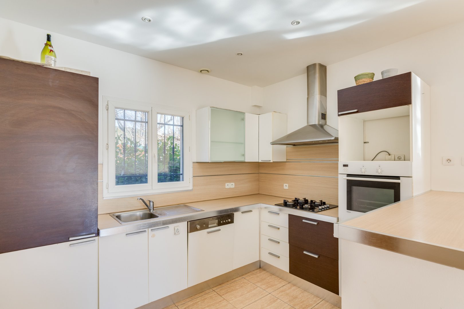 Maison à vendre  - 4 pièce(s) - 120m2 - Meyreuil (13590)